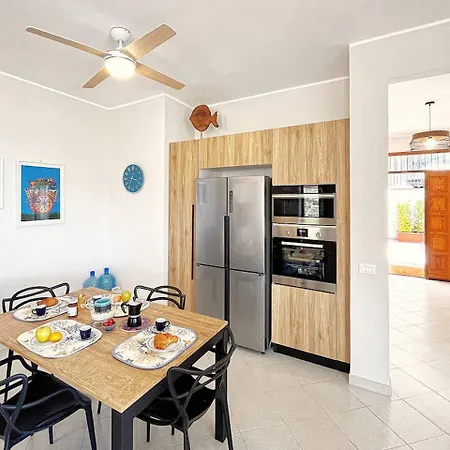 Solemar Sicilia - Dei Due Golfi Apartment *